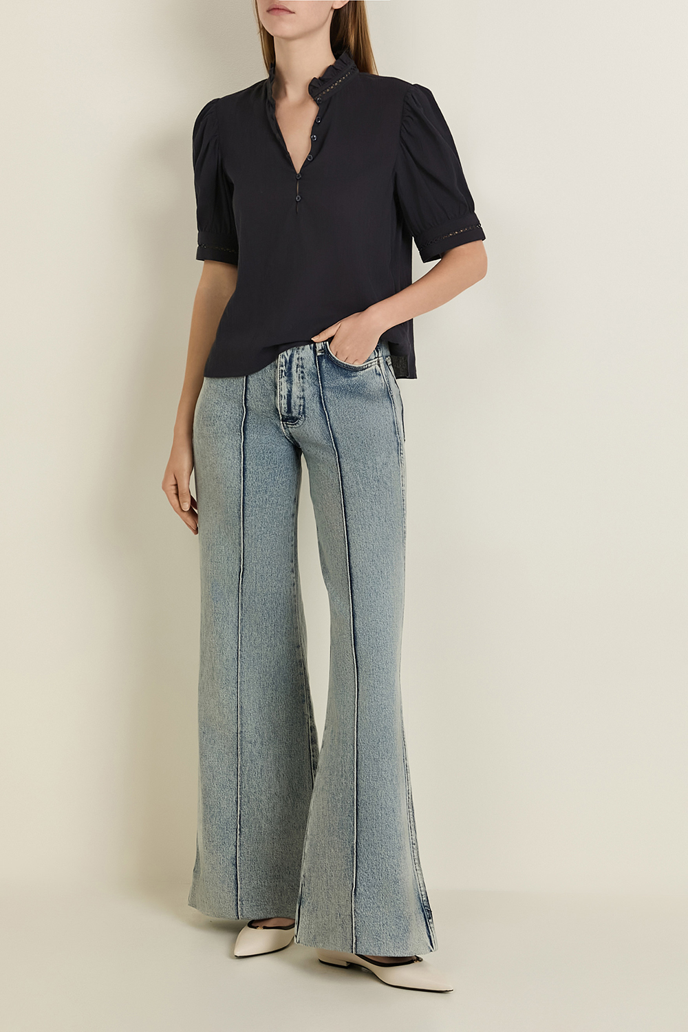 חולצה עם צווארון מלמלה